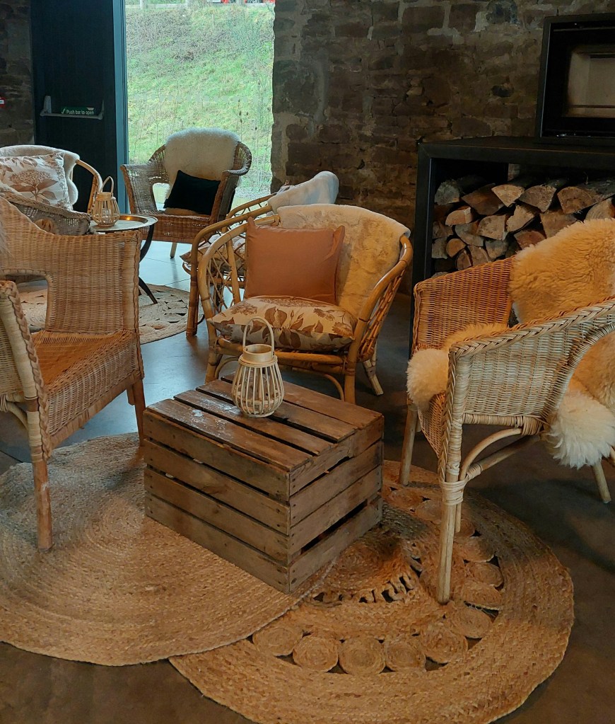 lounge seating hire for weddings Fife & Perthshire Scotland