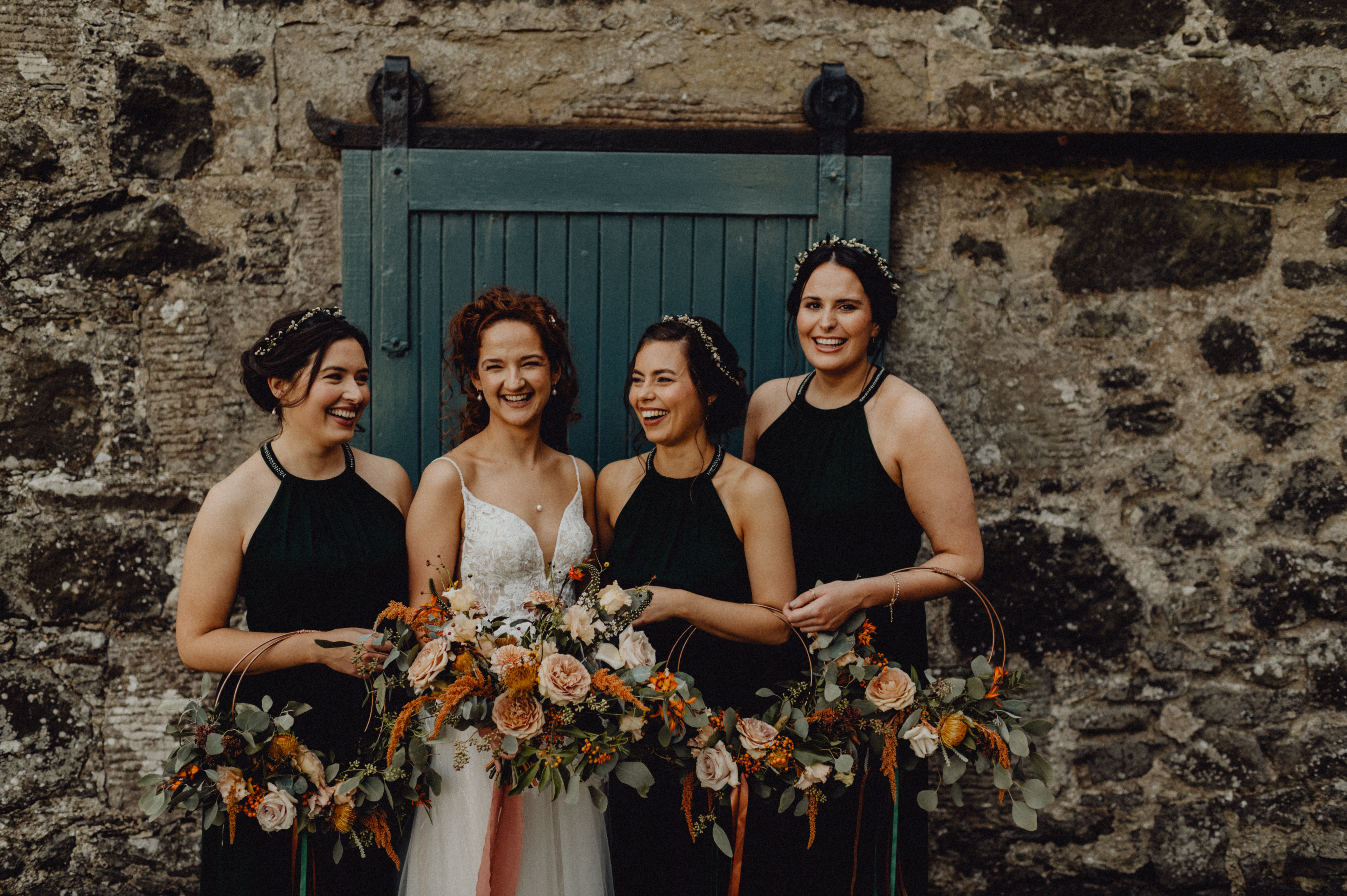 floral hoops & bridesmaids in perthshire scotland